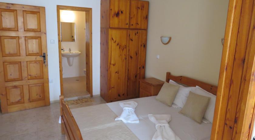 Family Hotel Sofi Sozopol Bilik gambar