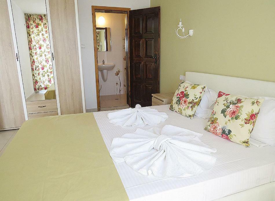 Family Hotel Sofi Sozopol Luaran gambar