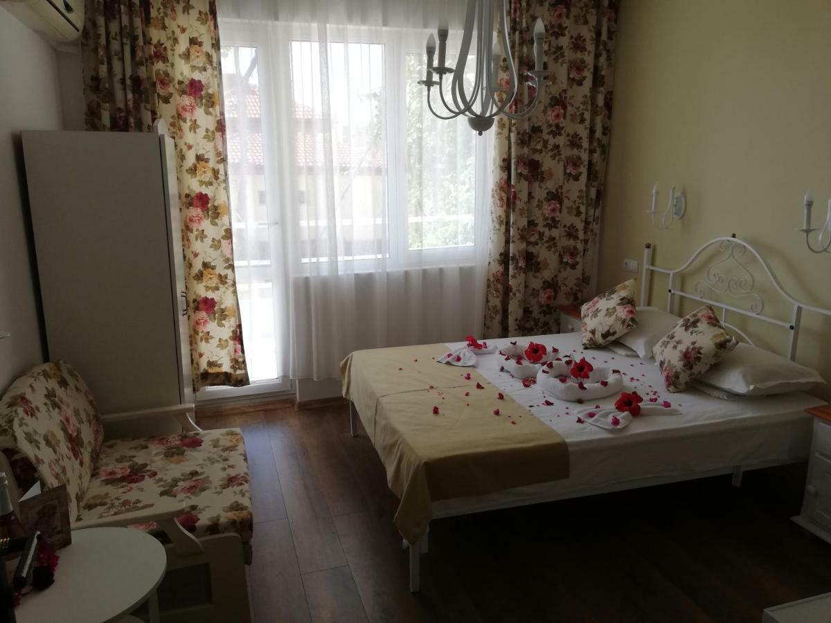 Family Hotel Sofi Sozopol Luaran gambar